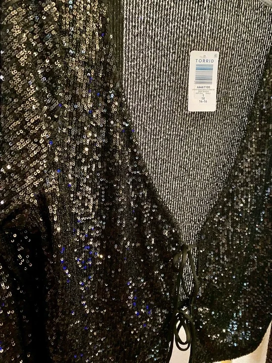 Torrid Sequin Tie Front Top and Flared Leg Pants Set - Size 1X - NWT! - Picture 7 of 16